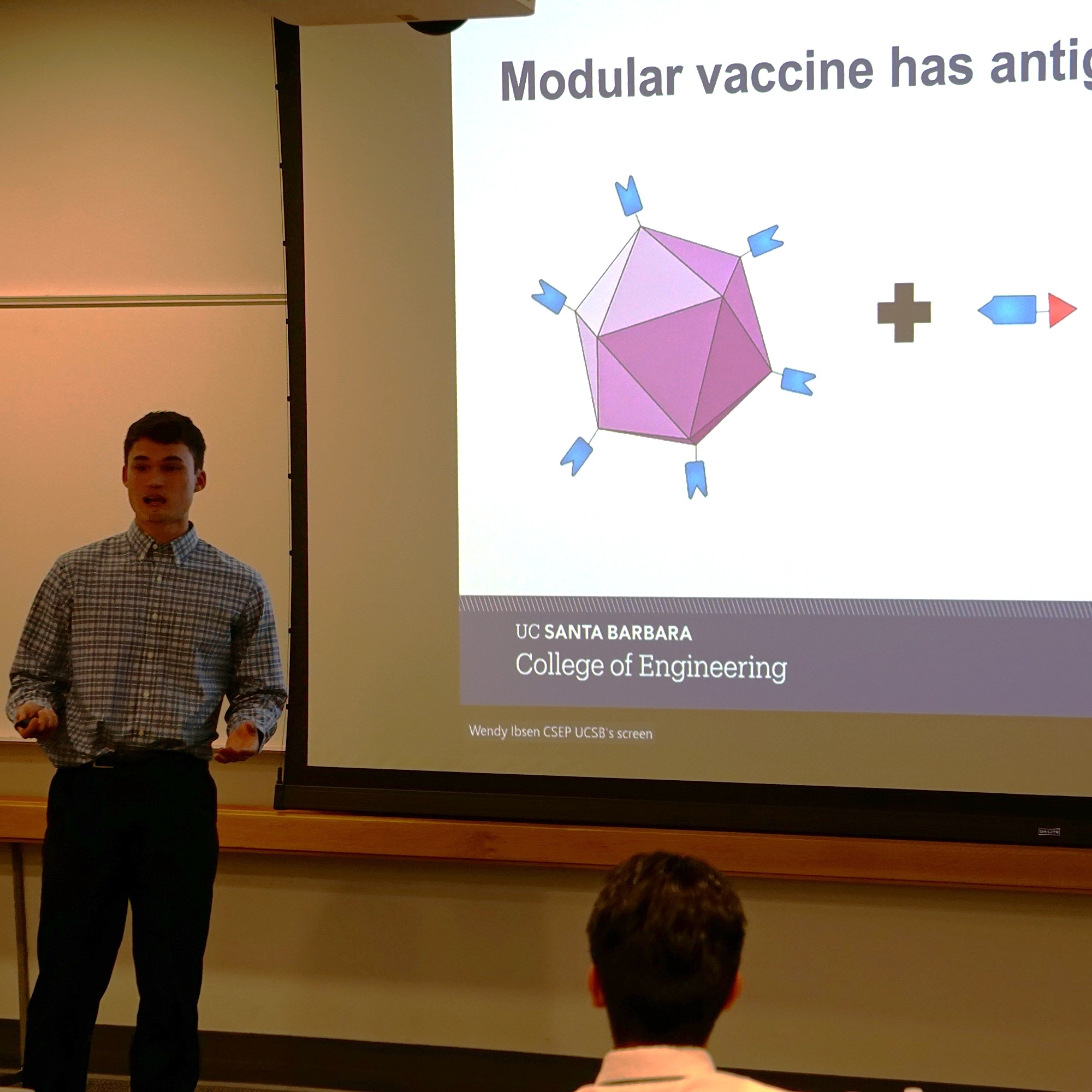 Joseph Salceda presents his research project 